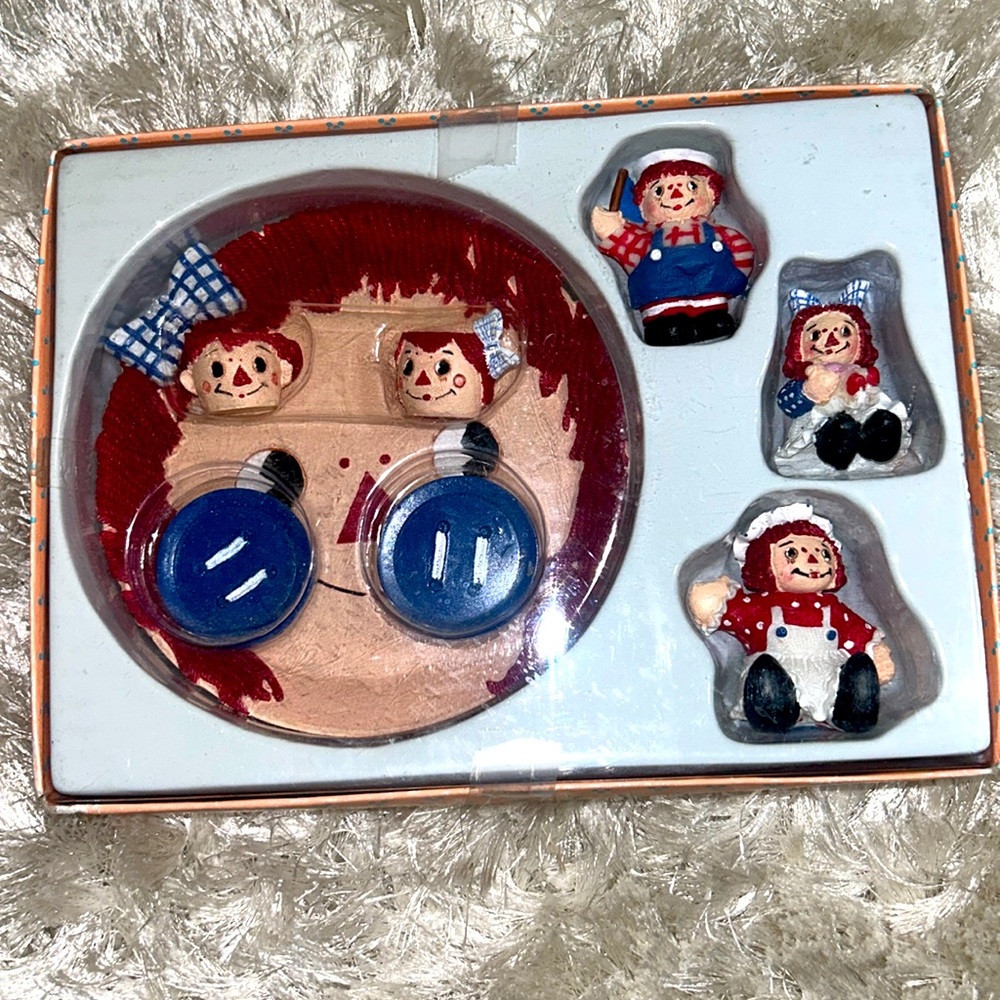1994 Vintage Collectible Raggedy Ann & Andy Mini Tea Set